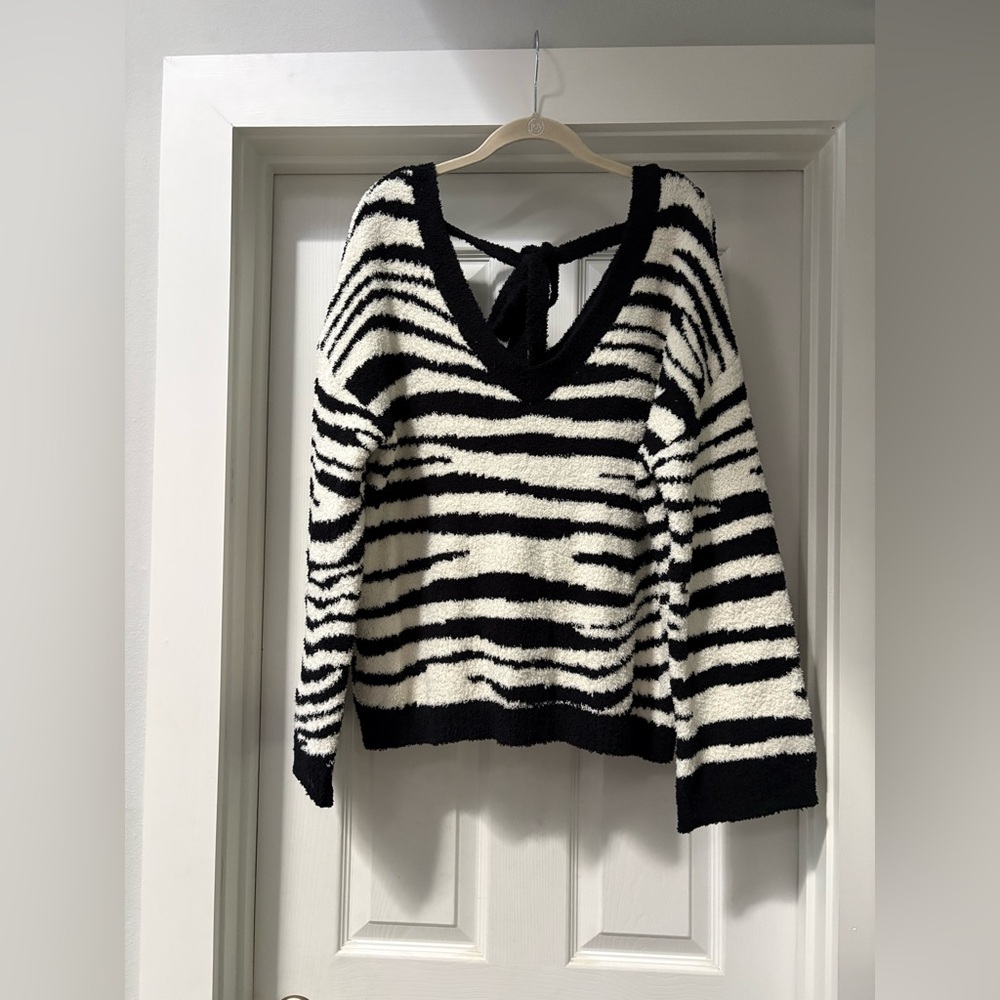POL Black and White Striped V-Neck Sweater